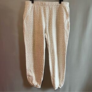 Colsie Cozy Cream Lounge Pants